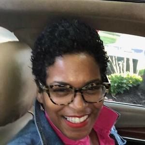 Meet your Posher, Janelle